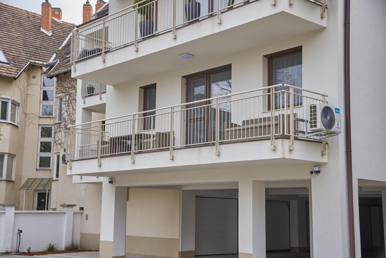 Sunlight Grey - Szeged Apartment Ngoại thất bức ảnh